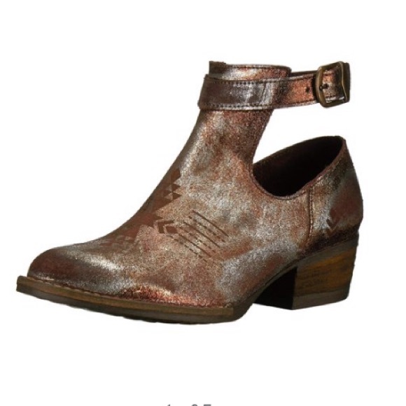 Sbicca Shoes - 🎉 Sbicca vintage peaceout booties 7